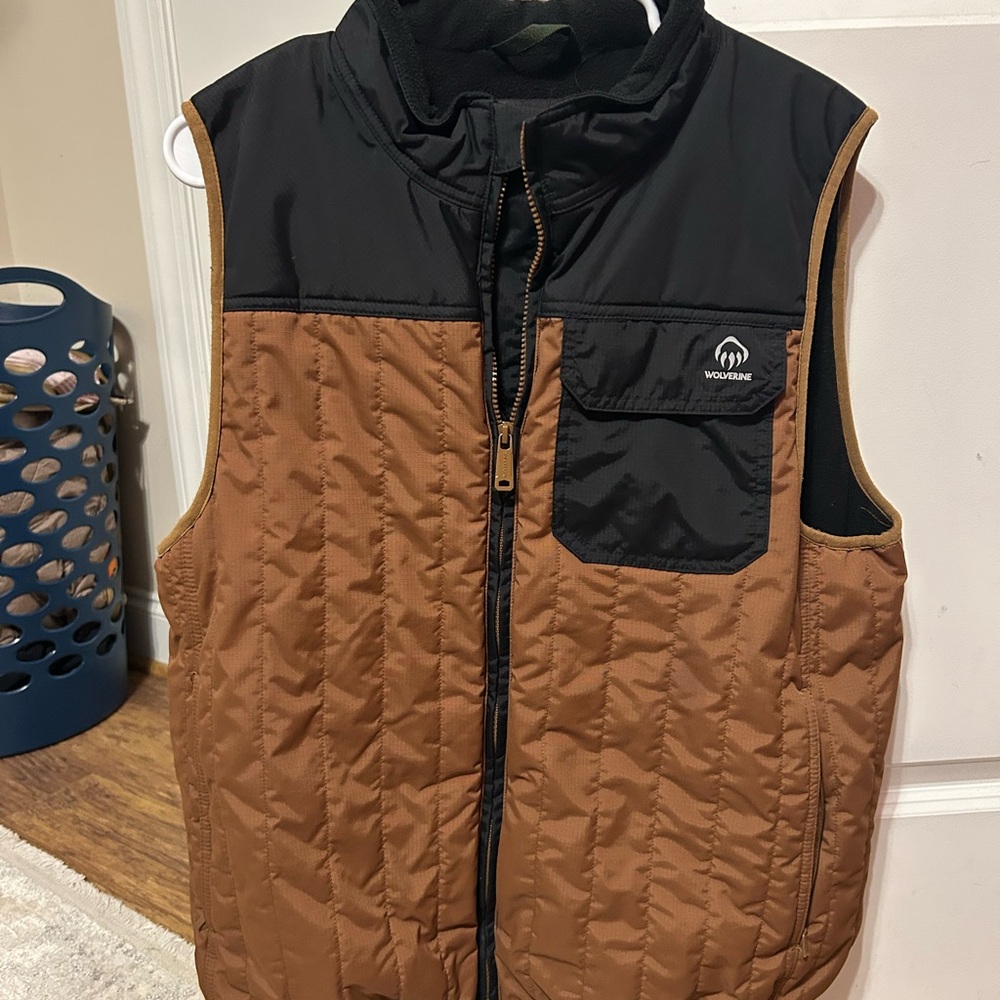 Wolverine Men's Black and Brown Quilted Vest